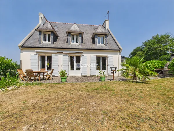 Maison 7 pièces 166 m²