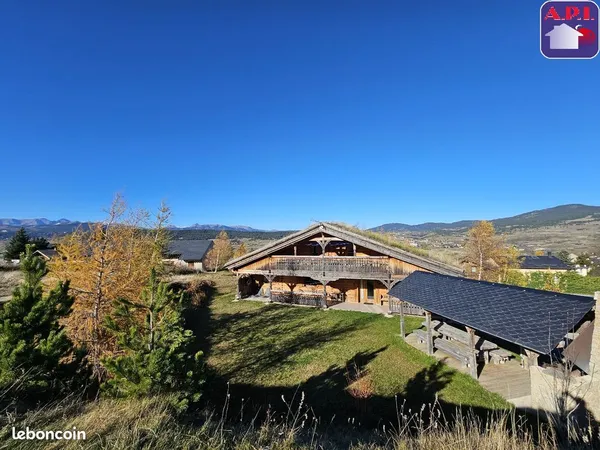 Chalet 6 pièces 175 m²