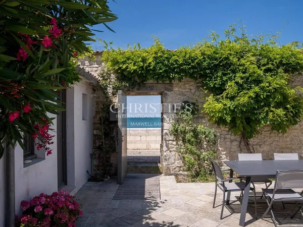 Maison de luxe 12 pièces 320 m²