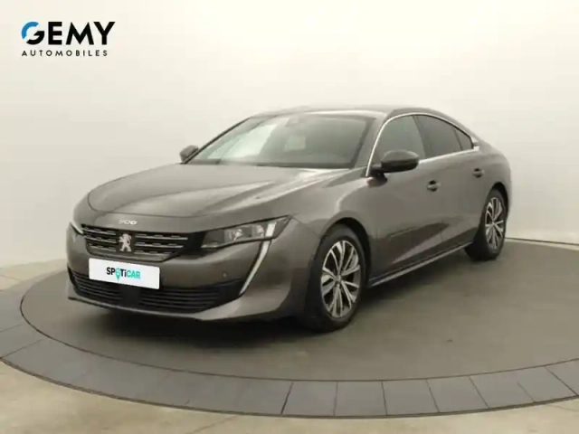 Peugeot 508 hybrid 225 e-eat8