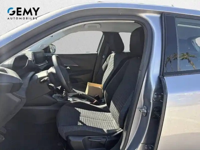 Peugeot 2008 puretech 100 s&amp;s bvm6 — photo 9