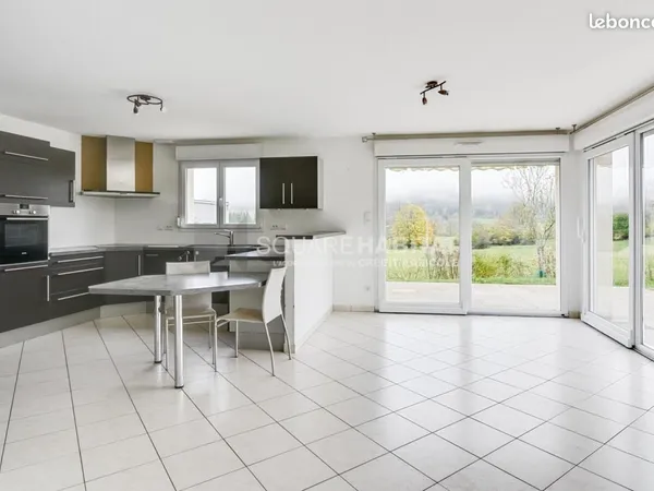 Maison 5 pièces 136 m²