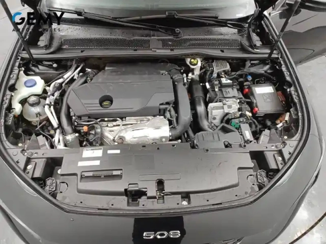 Peugeot 508 sw hybrid 225 e-eat8 — photo 12