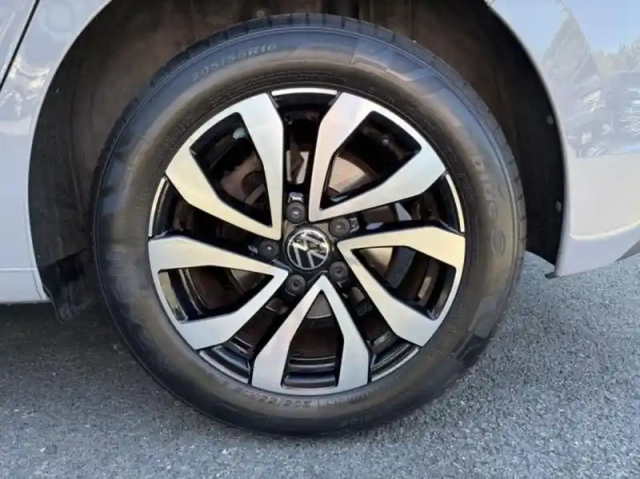 Volkswagen Golf 1.0 tsi opf 110ch active — photo 4