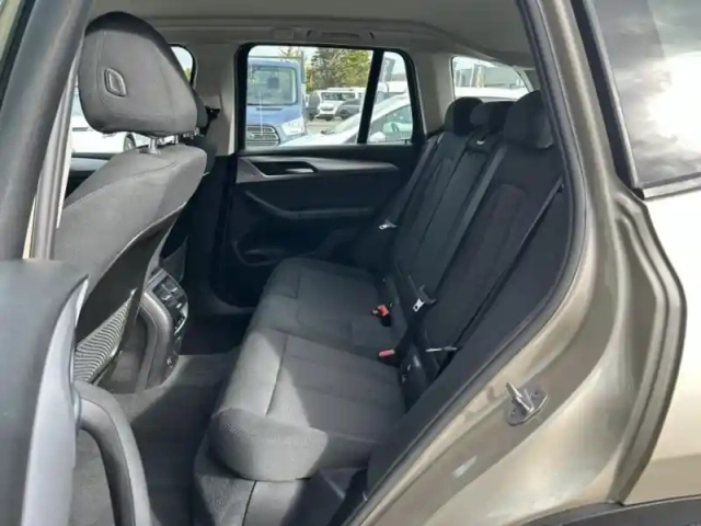 Bmw X3 xdrive20da 190ch  business design — photo 10