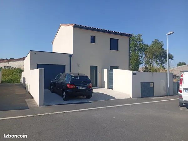 Maison contemporaine récente (2022) - 100 m² - 3 chambres + bureau - Garage - Jardin - Sans vis-à-vi