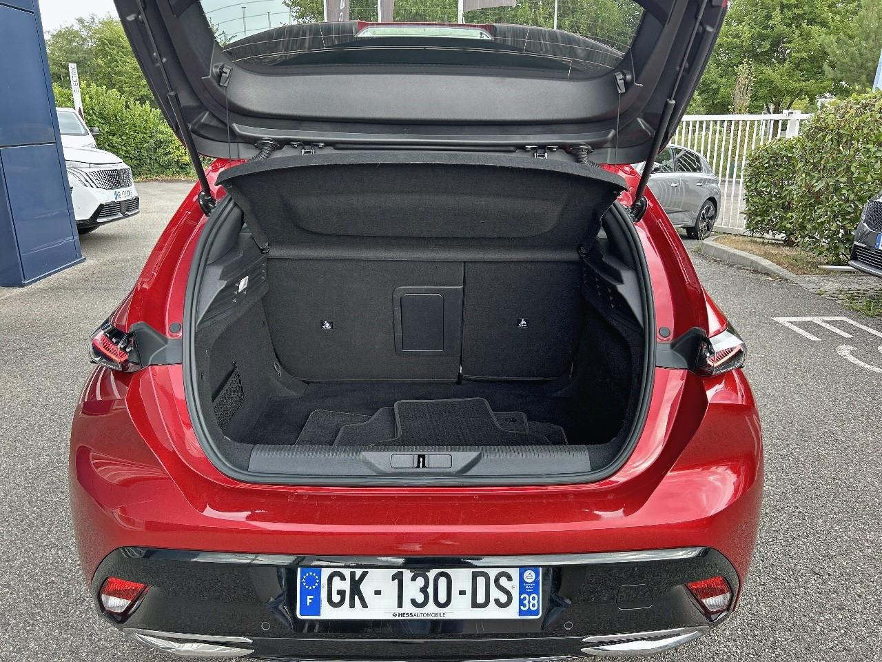 Peugeot 308 1.2 puretech 130ch s&s gt eat8 — photo 6