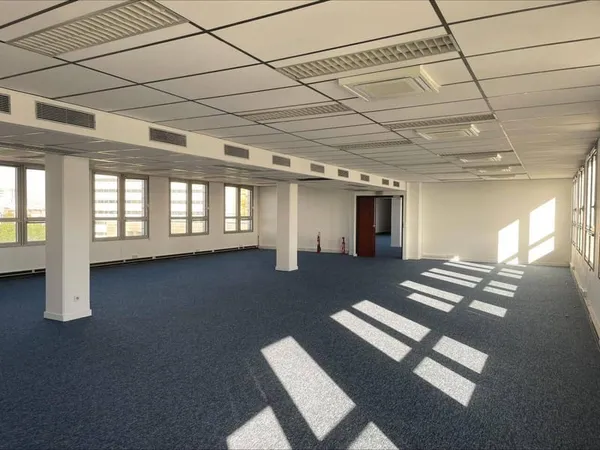 Bureaux 388 m²