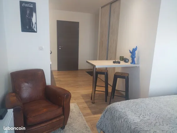 LOCATION Studio moderne Chantraine