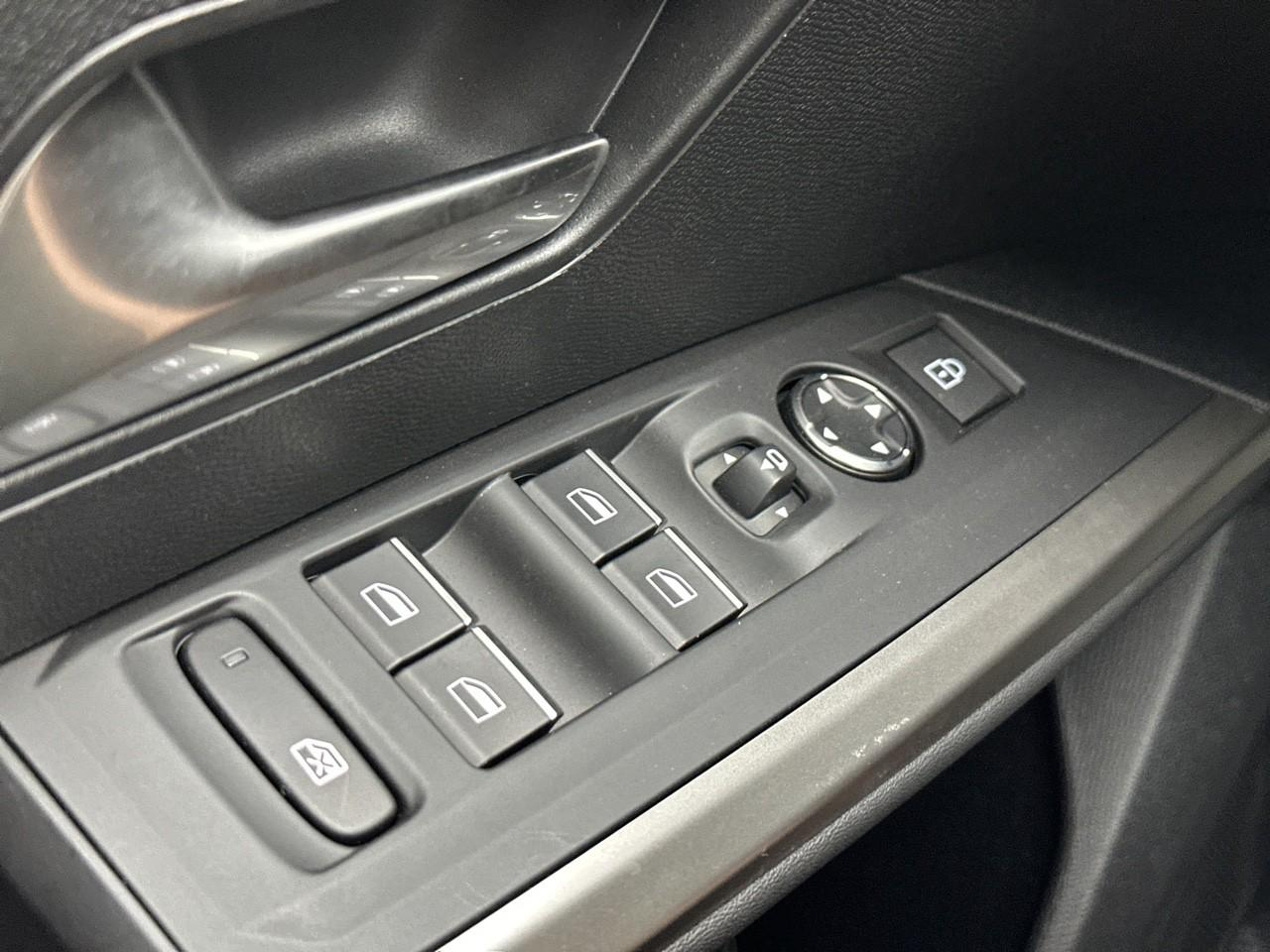 Peugeot 5008 hybrid 145 ch e-dcs6 gt — photo 16