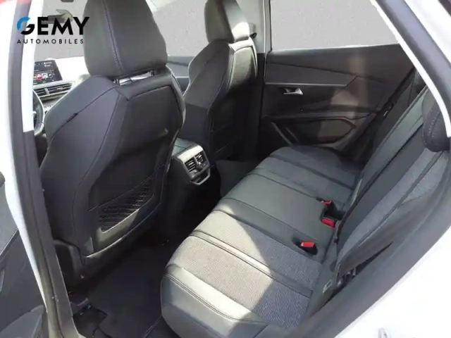 Peugeot 3008 puretech 130ch s&amp;s bvm6 — photo 10