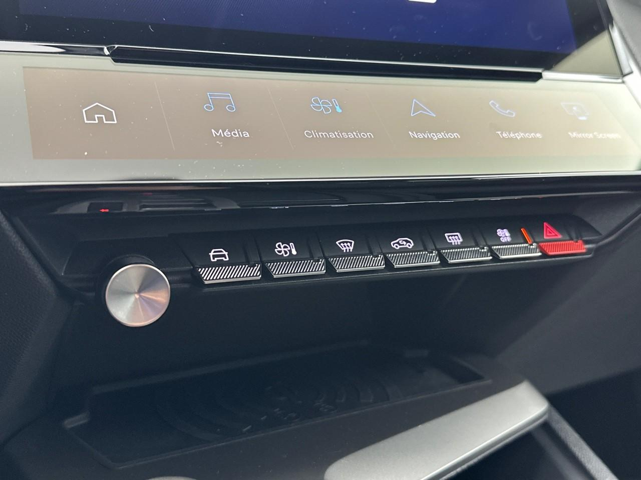 Peugeot 308 hybrid 145 e-dcs6 allure — photo 27