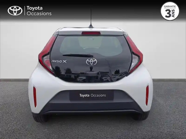 Toyota Aygo X 1.0 vvt-i 72ch dynamic my23 — photo 4