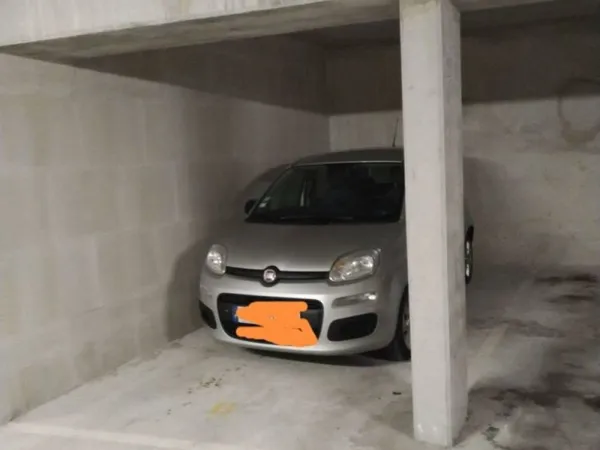 A loué parking en sous sol dans résidence sécurisée