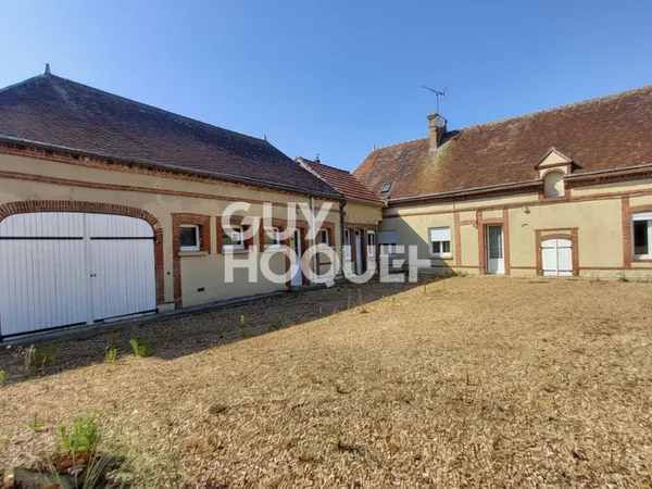 MAISON ANCIENNE COEUR DE VILLAGE !