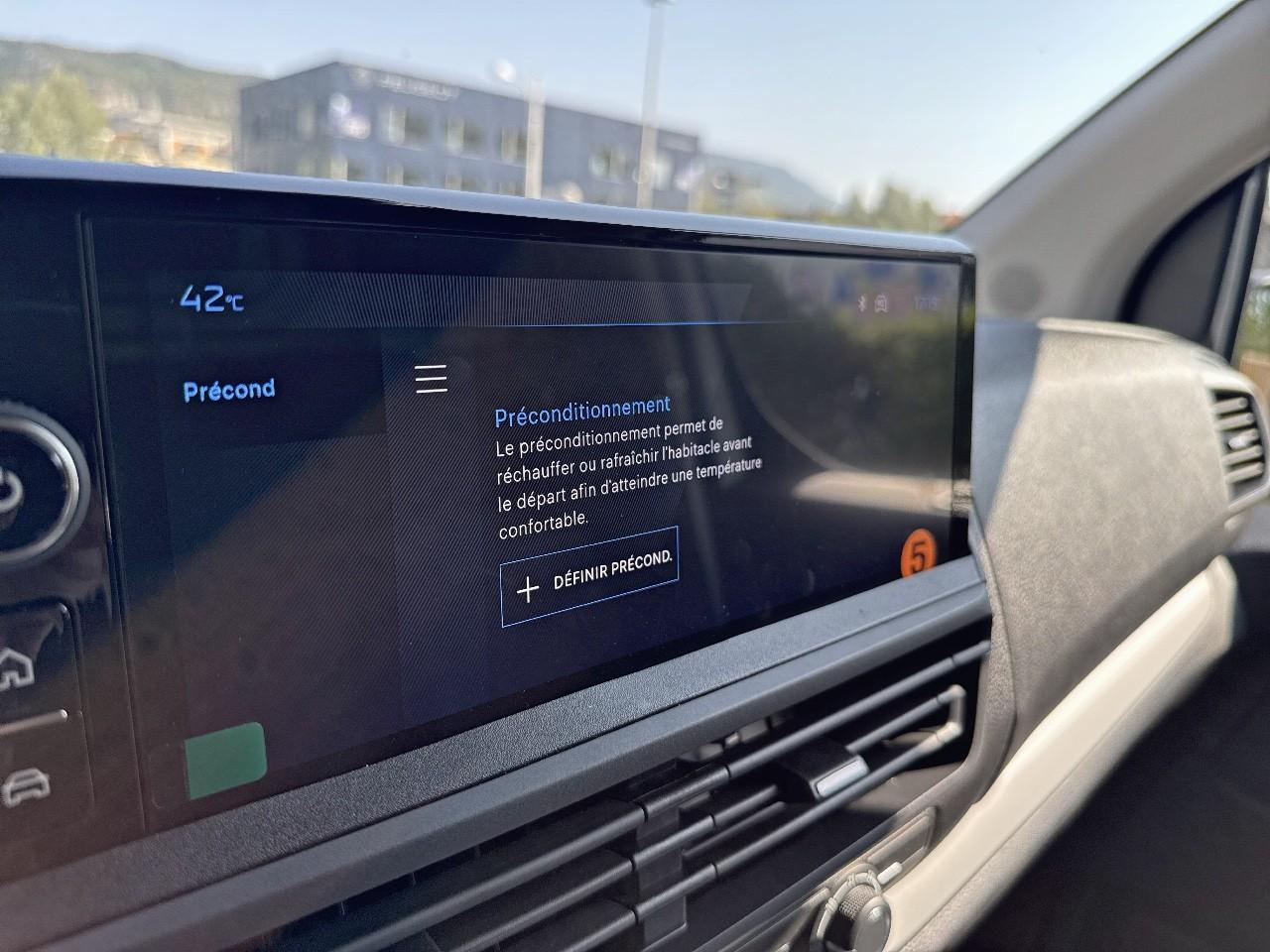 Peugeot Expert m 136ch (100kw) batterie 75 kwh — photo 15