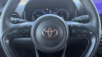 Toyota Yaris 116h Collection 5p MC24 — photo 14