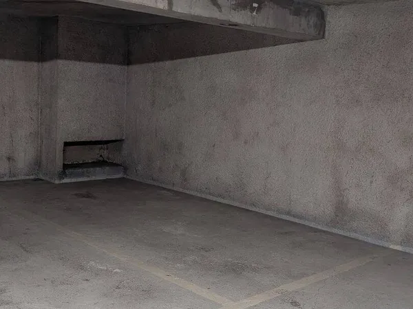 Parking 9 m²