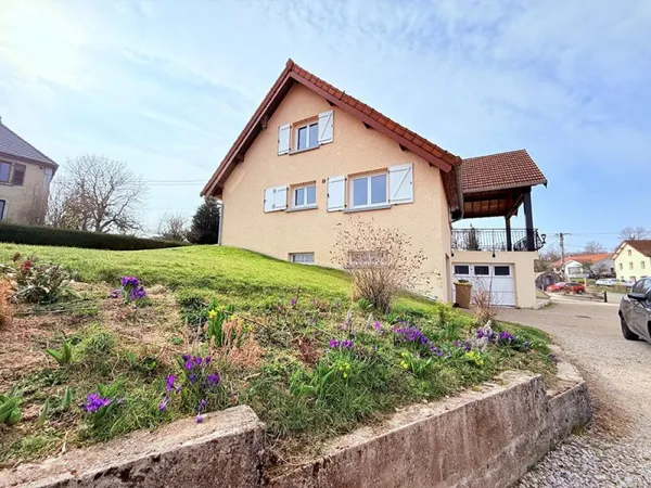 Maison 5 pièce(s) 127 m2 sur un terrains de 27 ares