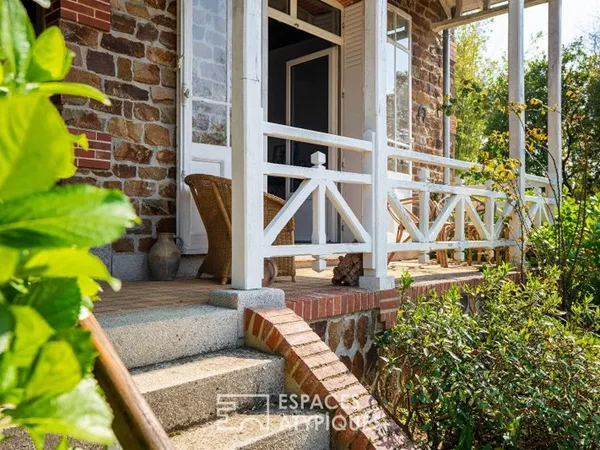Villa 1900 centre ville Le Cellier (44) - 126 m2 avec jardin de 900 m2