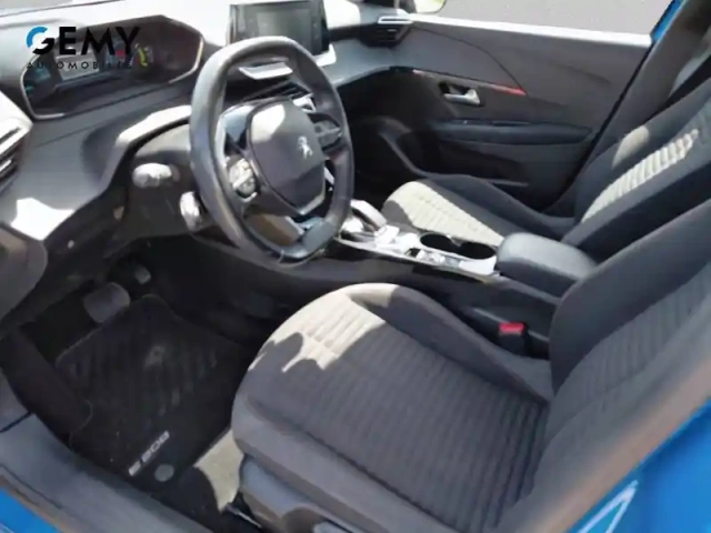 Peugeot 208 electrique 50 kwh 136ch — photo 9