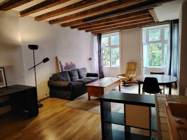 Part T2 de 58m² sans à vis dans le vieux Lyon