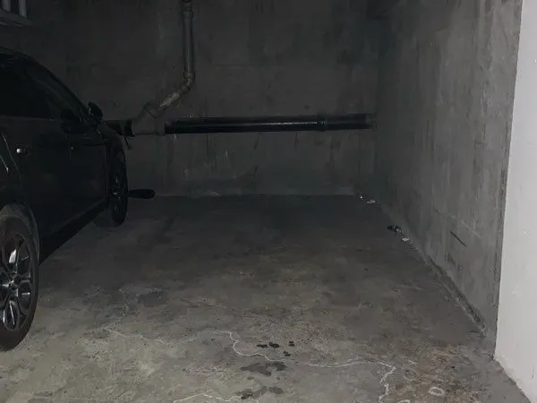 Stationnement Vente Paris 13m² 21000€