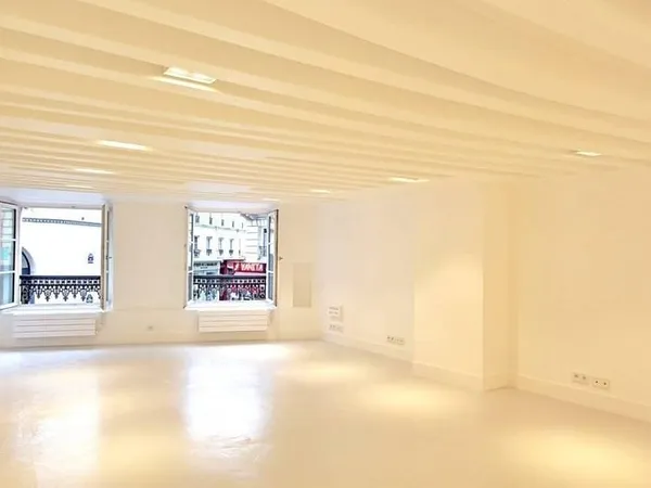 Bureaux 2 pièces 84 m²