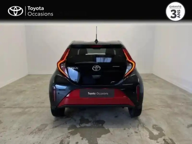 Toyota Aygo x 1.0 vvt-i 72ch design s-cvt my24 — photo 4