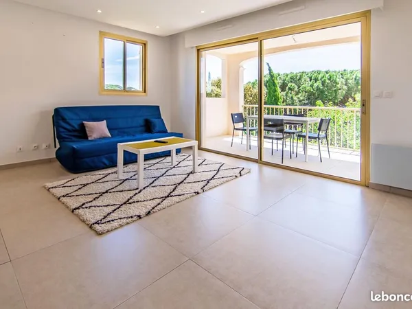 Immeuble 52 pièces 1260 m²