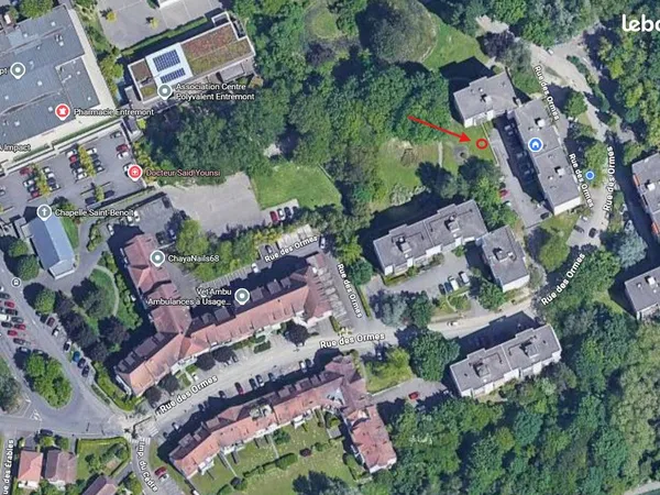 Place pour deux-roues dans un garage partagé - Entremont