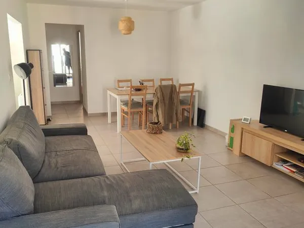 Appartement T3 73m² rénové avec grand garage