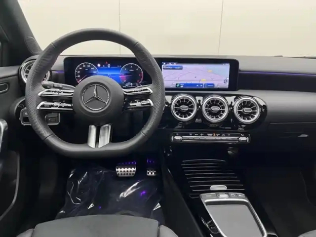 Mercedes Classe A 200 d amg line — photo 20