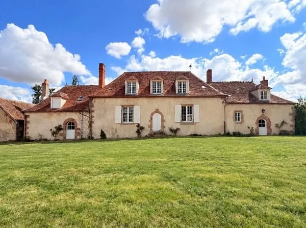 Maison Vente Coulandon 6p 274m² 598900€