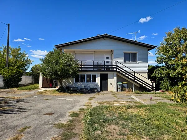 A LOUER - BEAUMONT SUR LEZE - Maison familiale 4 chambres ga
