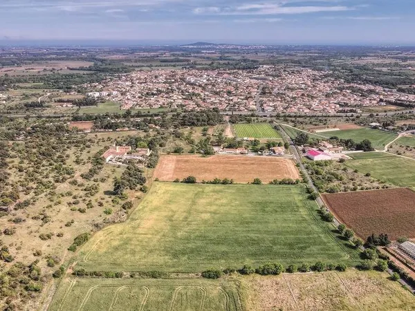 Terrain 690 m²