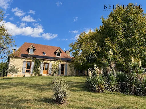Maison 8 pièces 280 m²