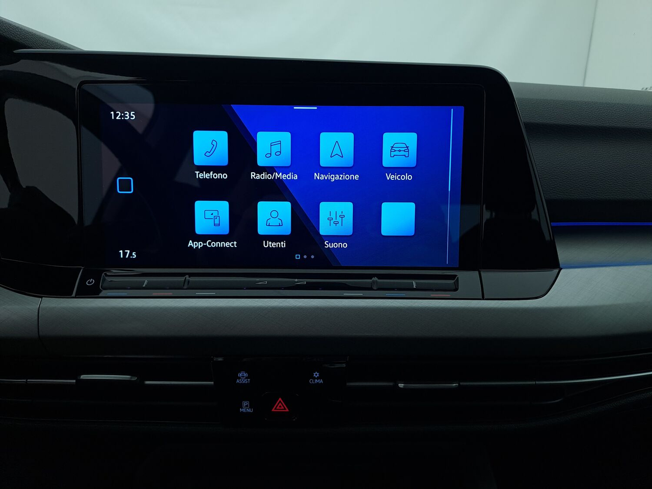 Volkswagen Golf 8 — photo 12