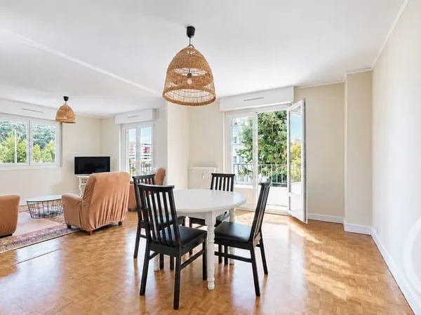Appartement 4 pièces 86 m²