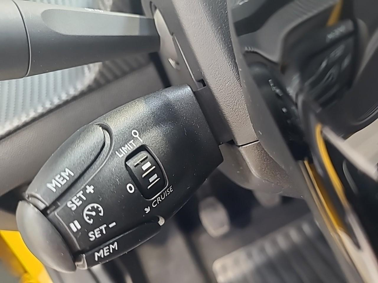 Peugeot 208 puretech 75 s&s bvm5 active pack — photo 24