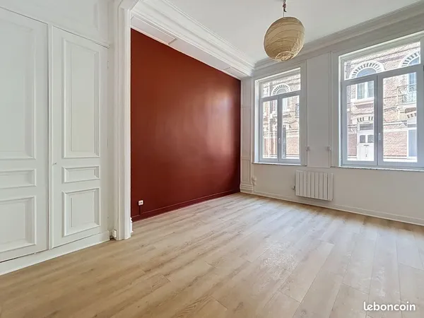 Studio 1 pièce 24 m²