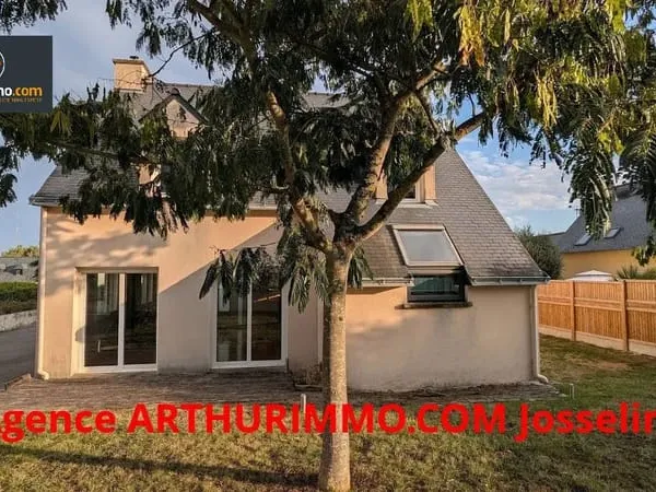 JOSSELIN MAISON 3 CHAMBRES AVEC TERRAIN DE 590 M²