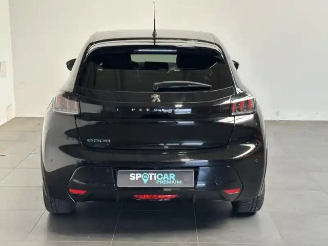 Peugeot 208 e- 136ch allure — photo 5