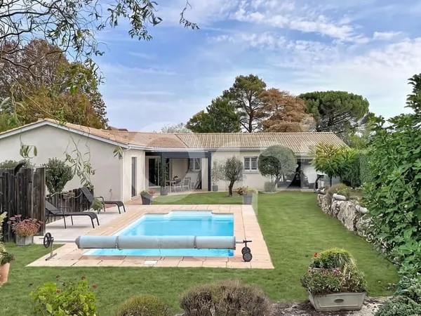 Maison 5 pièces 126 m²