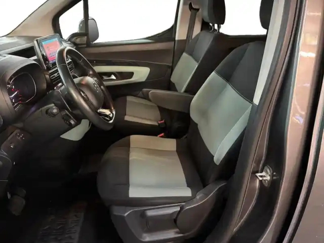 Citroën Berlingo m bluehdi 130ch s&amp;s shine eat8 113g — photo 11