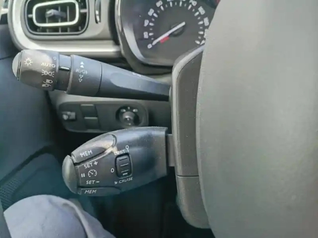 Citroën C3 puretech 110 ch bvm6 max — photo 17