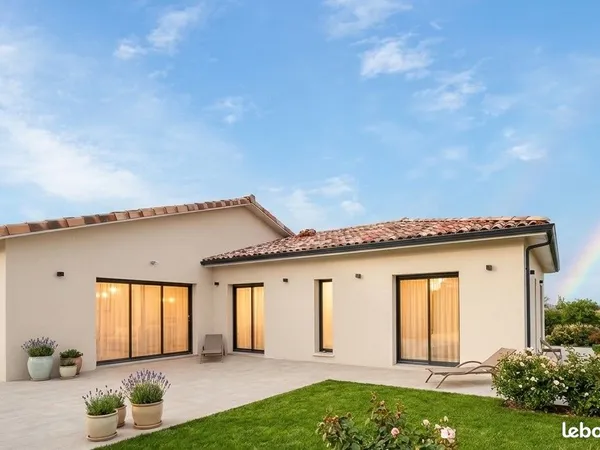 Exceptionnelle maison en L de 100 m² avec garage à LAGARDELLE-SUR-LÈZE