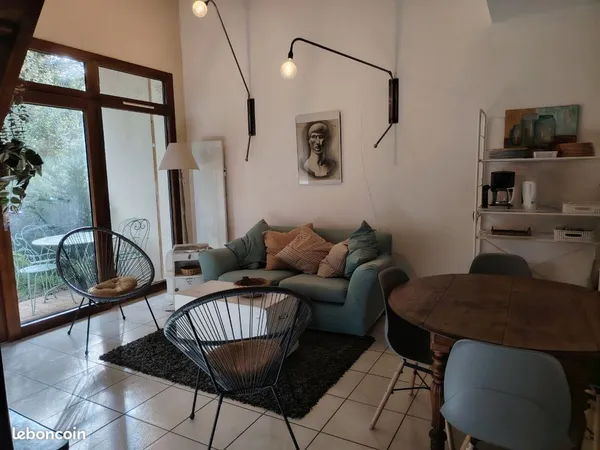 Appartement meublé RDJ 52m2
