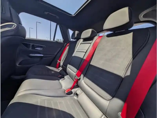 Mercedes Glc 300 de — photo 18