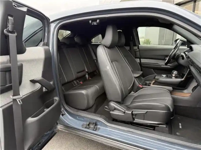 Mazda Mx-30 e-skyactiv 145 ch — photo 34